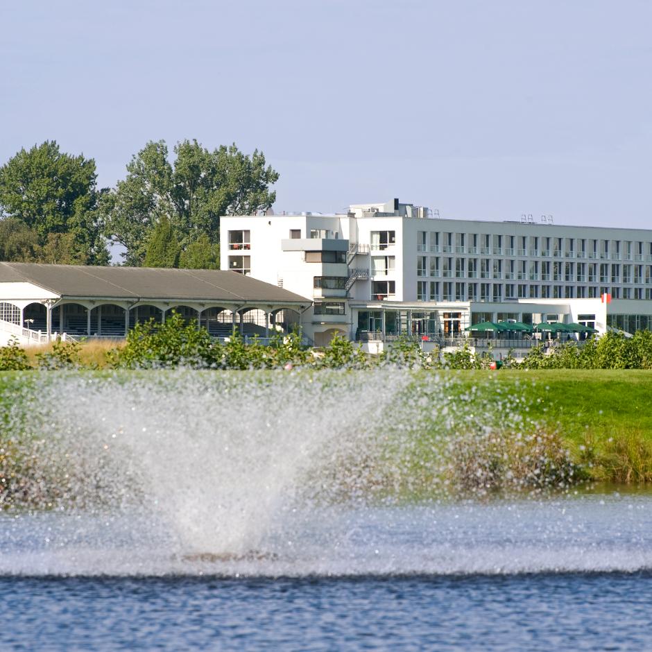 ATLANTIC Hotel Galopprennbahn
