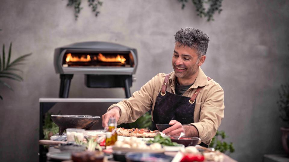 Learn to Bake Pizza Like a Professiona